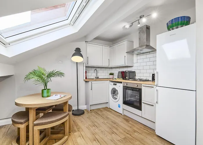 Lägenhet Delph Lane